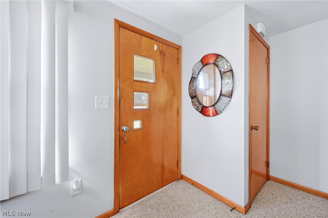 547 Gladys Street Hubbard OH 44425