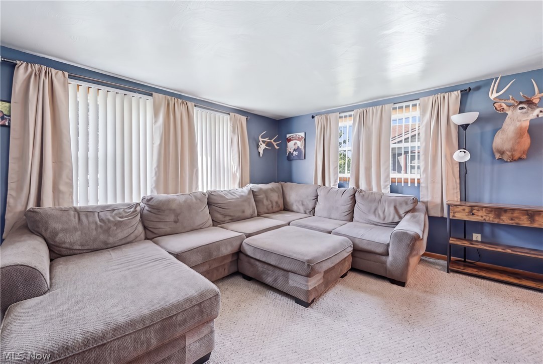 547 Gladys Street Hubbard OH 44425