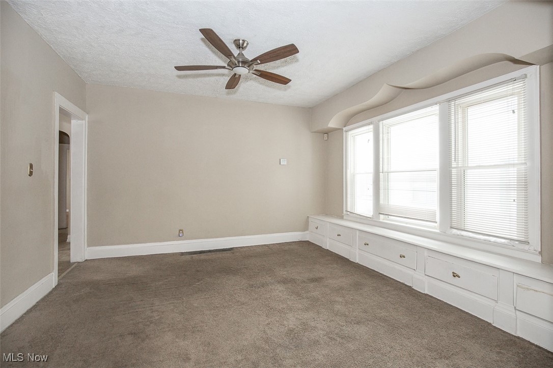 1526 Eddington Road East Cleveland OH 44118
