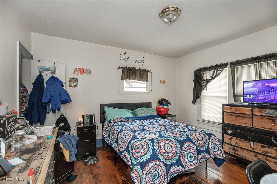 1526 Eddington Road East Cleveland OH 44118