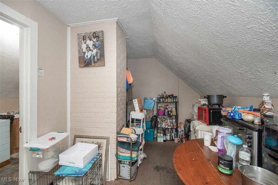 1526 Eddington Road East Cleveland OH 44118