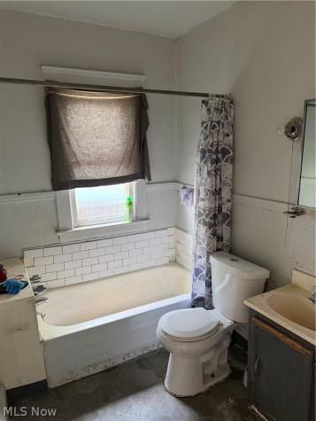 13709 Earlwood Road Cleveland OH 44110