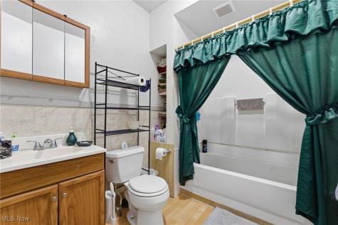 3673 W 48th Street Cleveland OH 44102