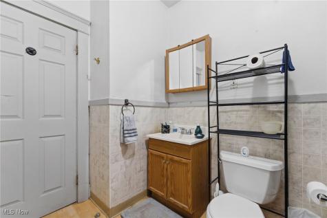 3673 W 48th Street Cleveland OH 44102