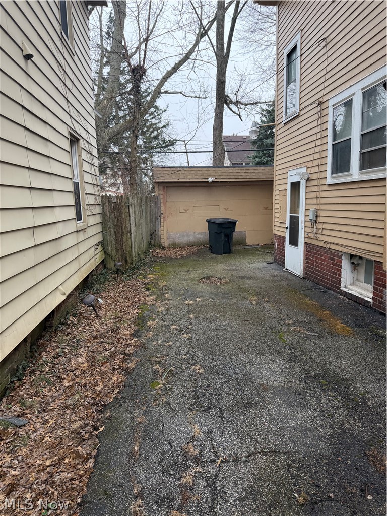 14520 Dover Avenue Cleveland OH 44112