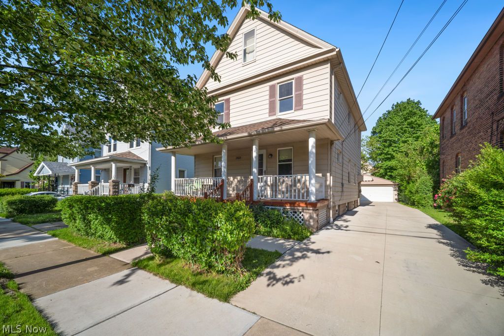 2023 Robin Street Lakewood OH 44107