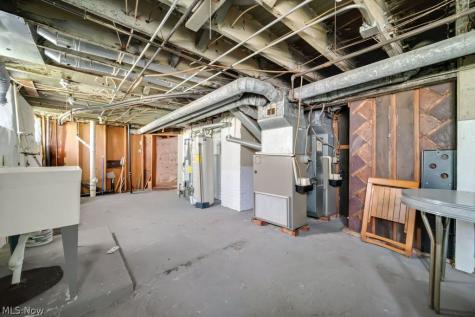 2023 Robin Street Lakewood OH 44107