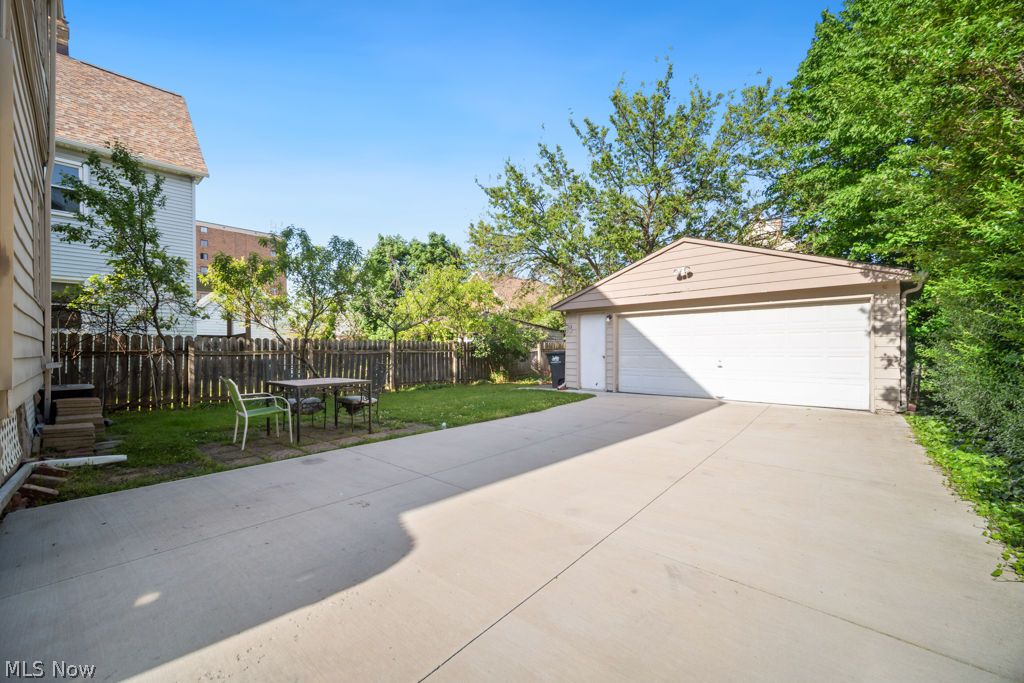 2023 Robin Street Lakewood OH 44107