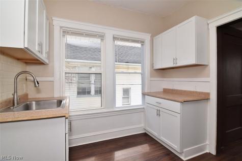 425 East 120th Street Cleveland OH 44108