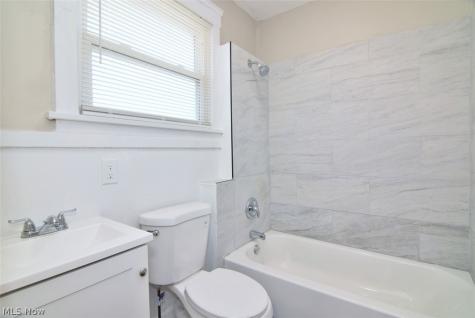 425 East 120th Street Cleveland OH 44108
