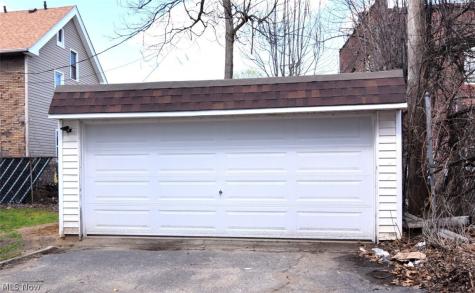 425 East 120th Street Cleveland OH 44108