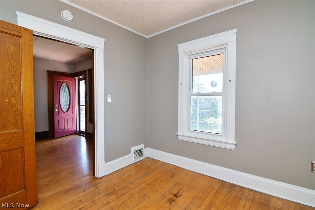4409 Alpha Avenue Newburgh Heights OH 44105