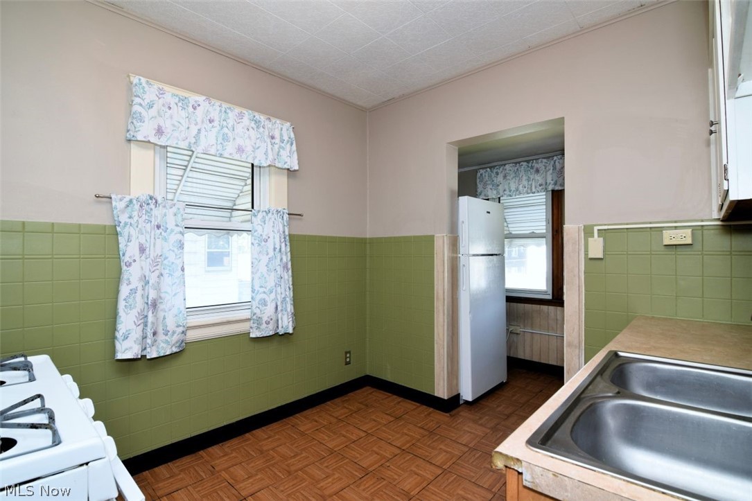 4409 Alpha Avenue Newburgh Heights OH 44105