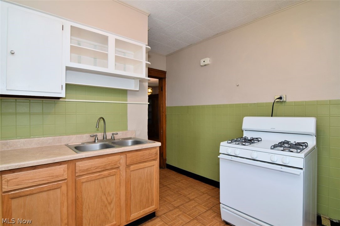 4409 Alpha Avenue Newburgh Heights OH 44105