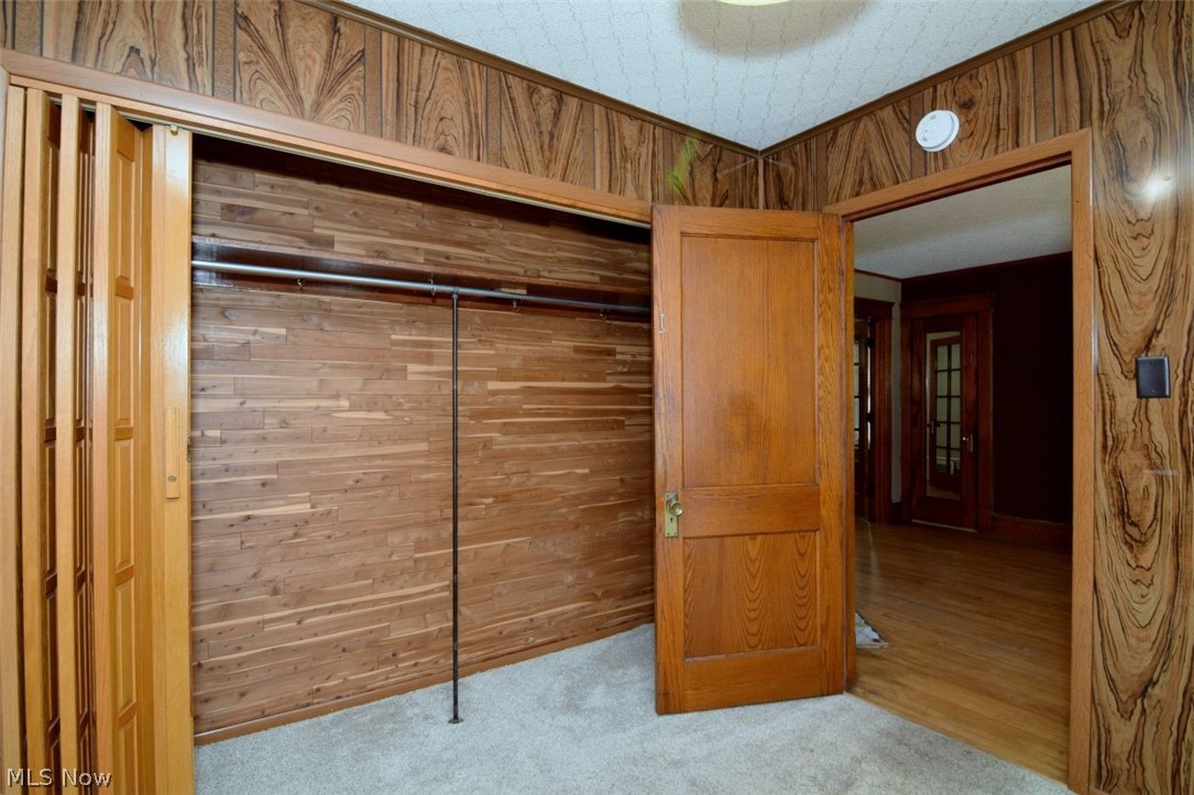 4409 Alpha Avenue Newburgh Heights OH 44105