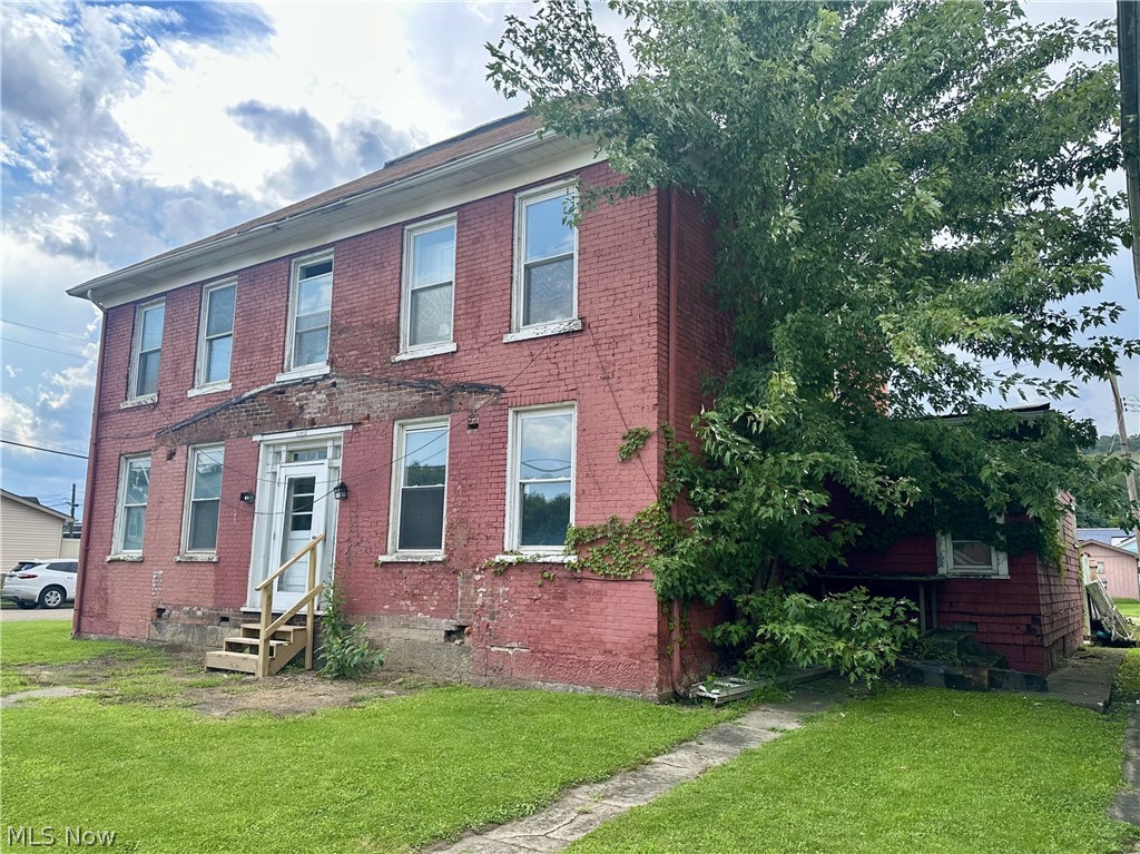 1305 Charles Street Wellsburg WV 26070