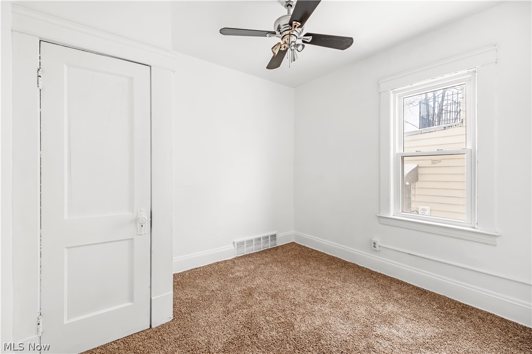 3978 E 55th Street Newburgh Heights OH 44105