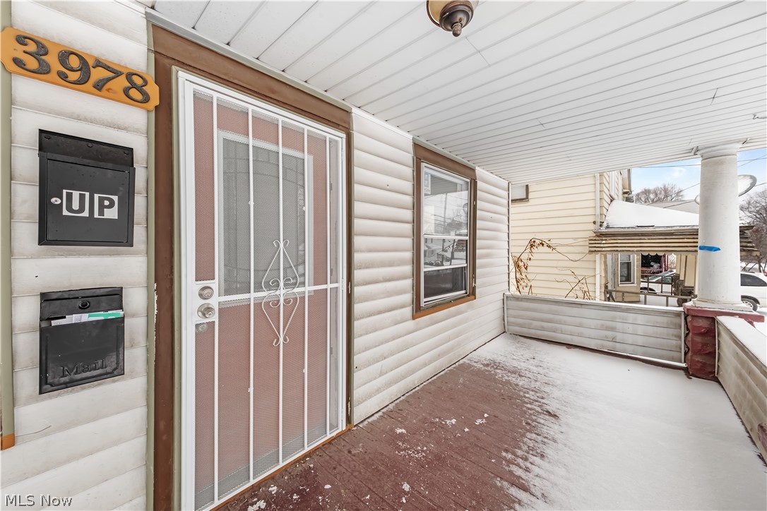 3978 E 55th Street Newburgh Heights OH 44105