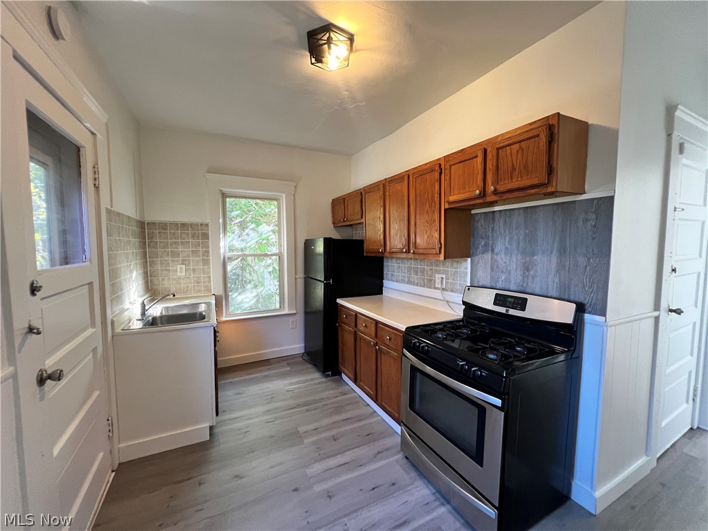 4004 Carlyle Avenue Cleveland OH 44109