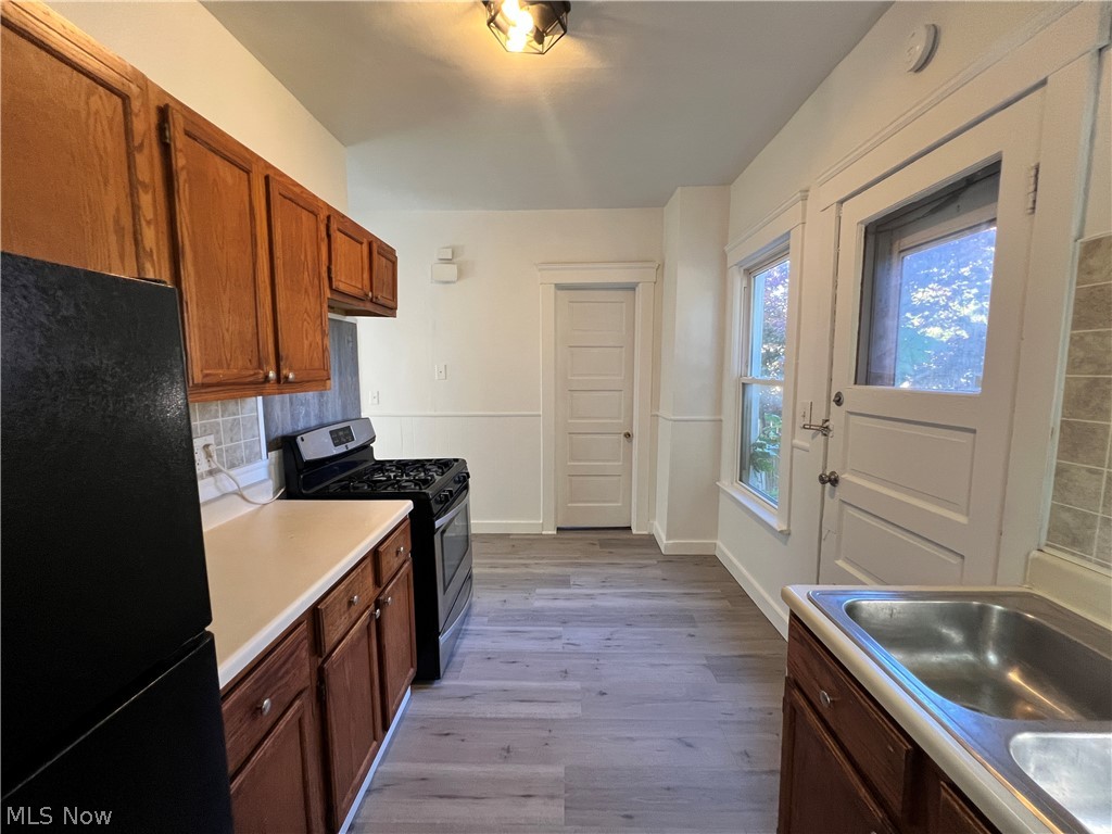 4004 Carlyle Avenue Cleveland OH 44109