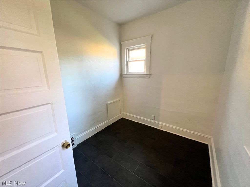 4004 Carlyle Avenue Cleveland OH 44109
