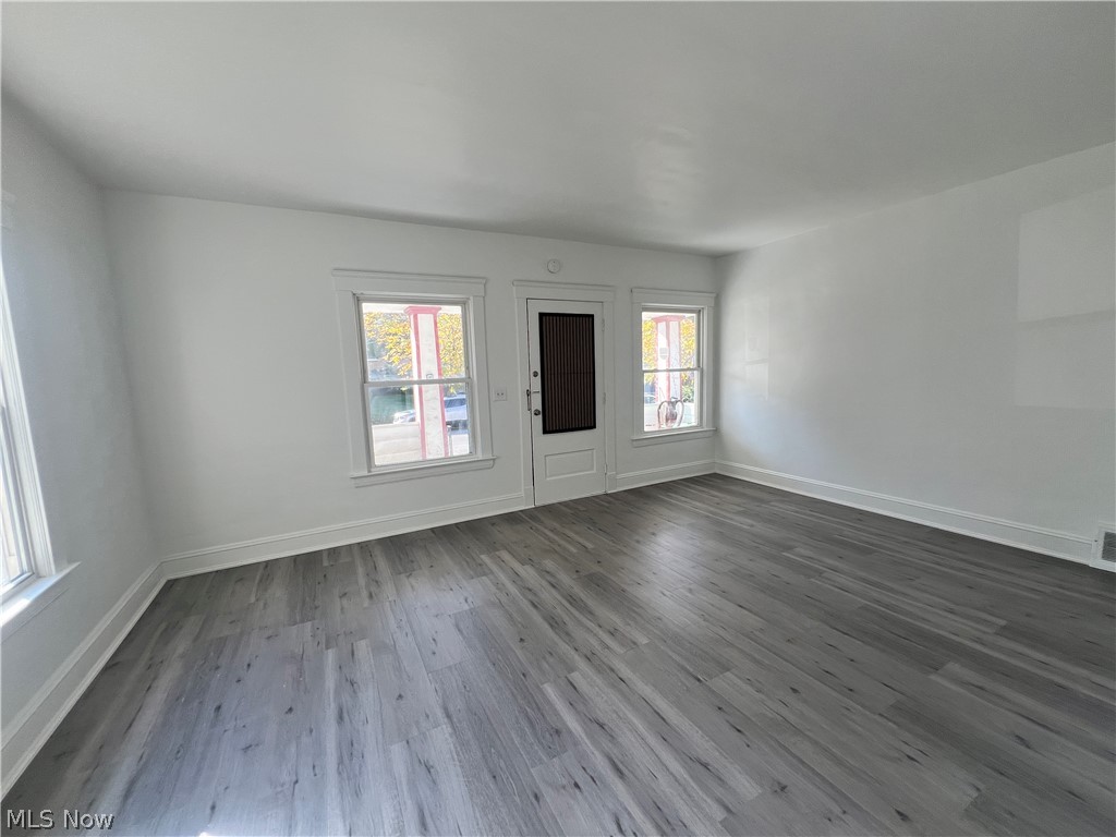 4004 Carlyle Avenue Cleveland OH 44109