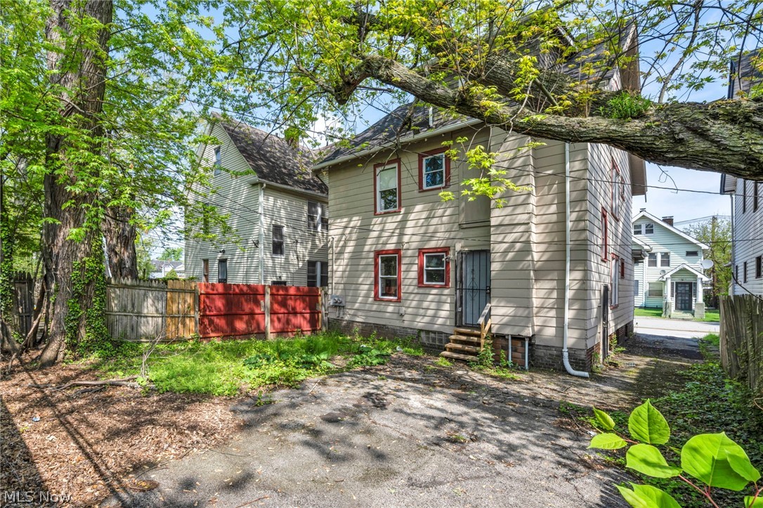 14410 Northfield Avenue East Cleveland OH 44112