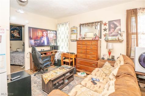 1302 Fulton Road NW Canton OH 44703