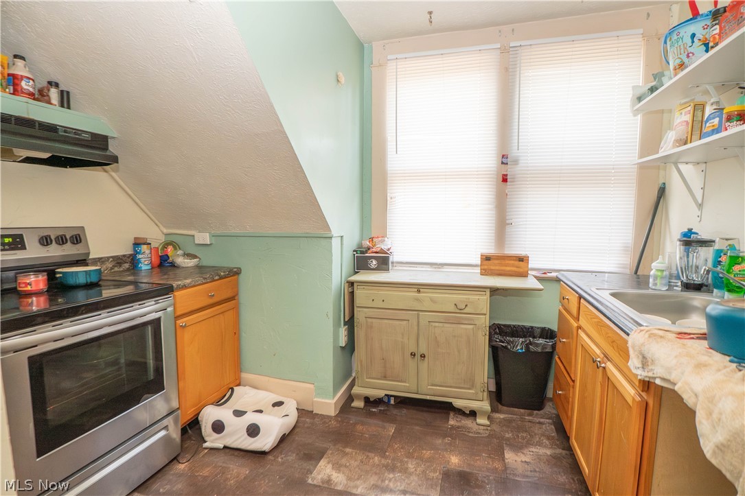 1302 Fulton Road NW Canton OH 44703