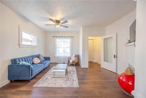 1471 E 118th Street Cleveland OH 44106