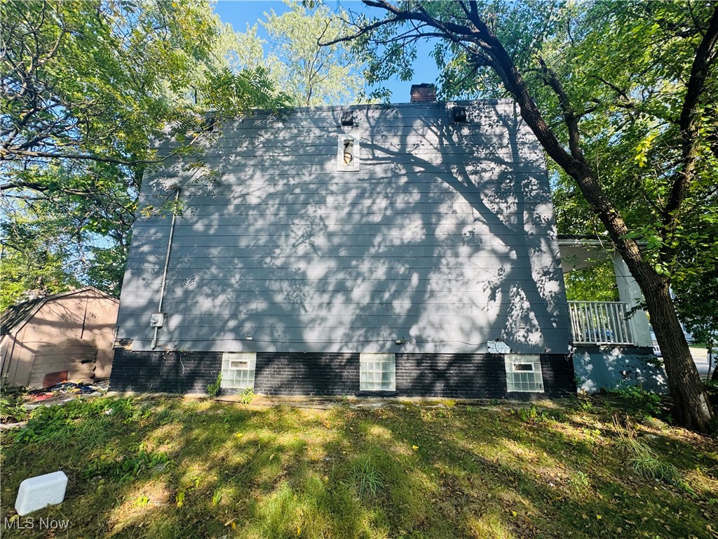 9013 Harris Avenue Cleveland OH 44104