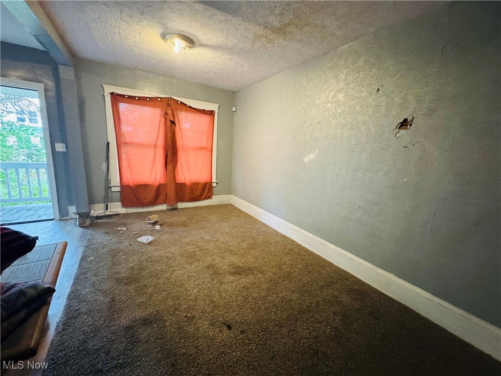 9013 Harris Avenue Cleveland OH 44104