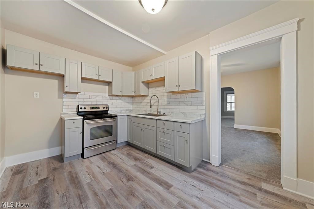 2016 W 85th Street Cleveland OH 44102