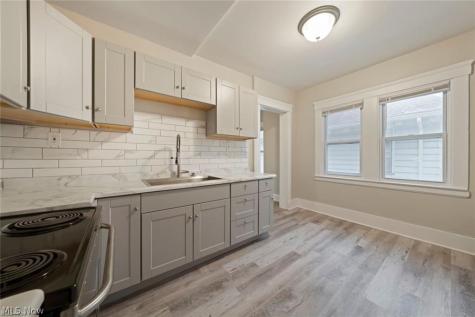 2016 W 85th Street Cleveland OH 44102