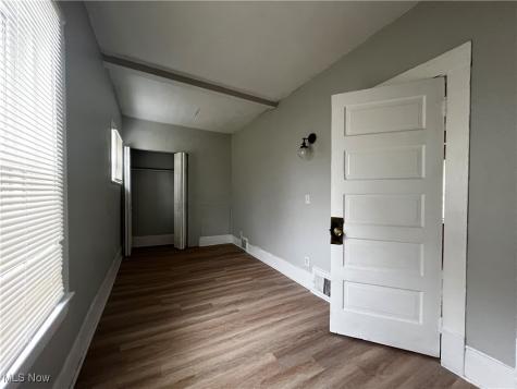 2602 Vega Avenue Cleveland OH 44113