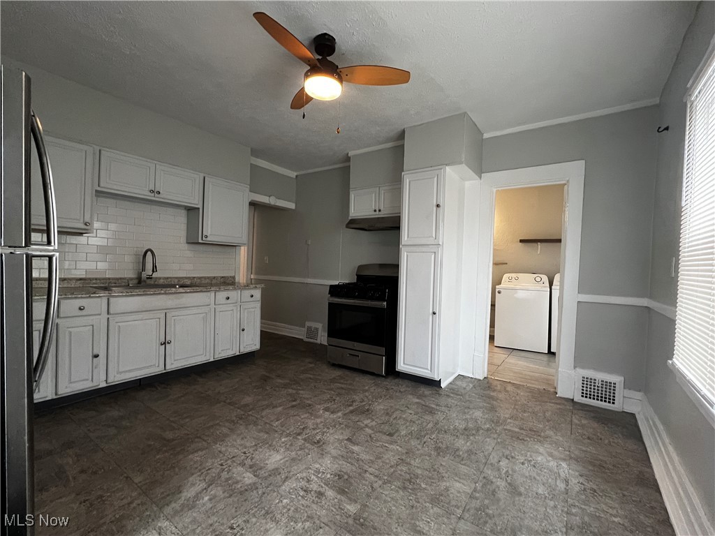 2602 Vega Avenue Cleveland OH 44113