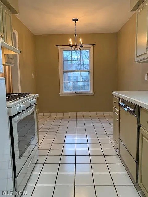2312 Milton Road Cleveland OH 44118