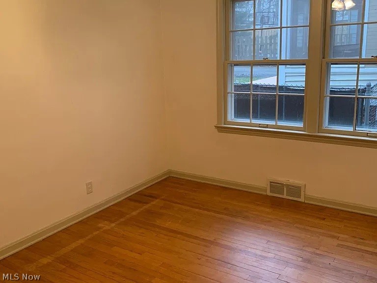 2312 Milton Road Cleveland OH 44118
