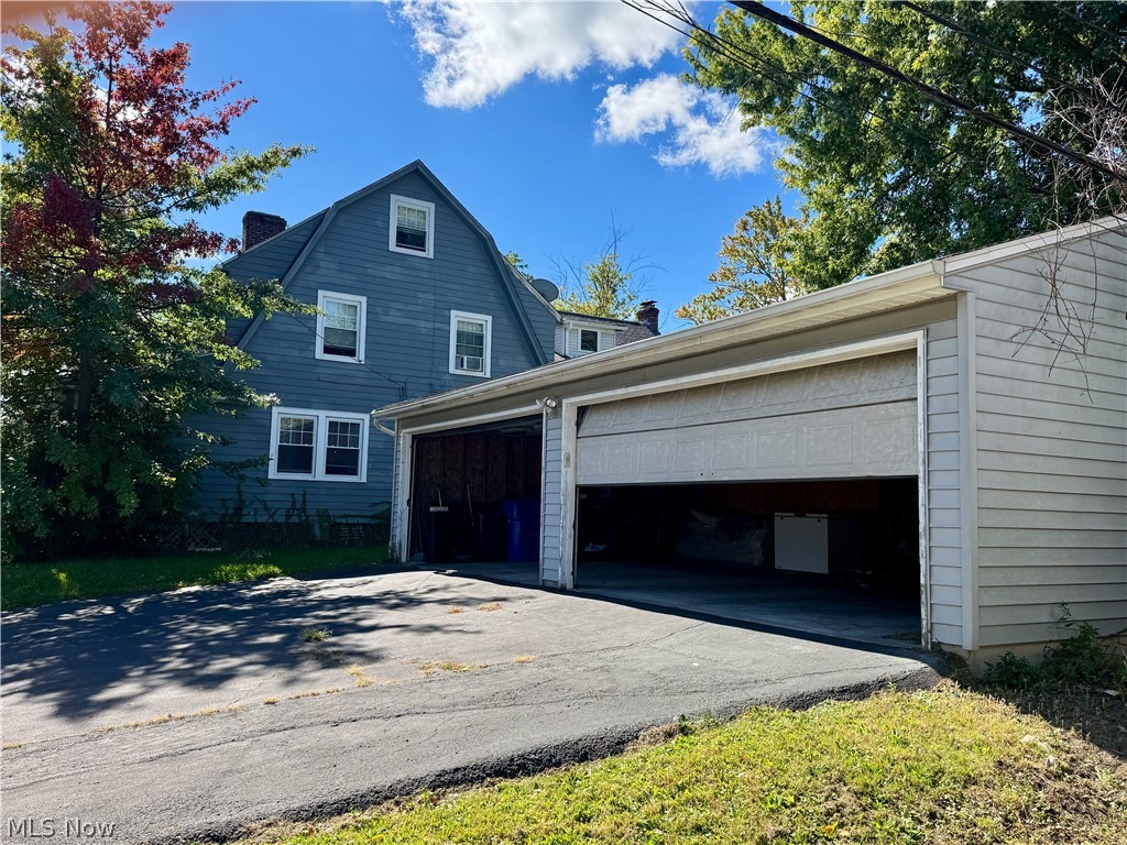 3633 Cedarbrook Road University Heights OH 44118