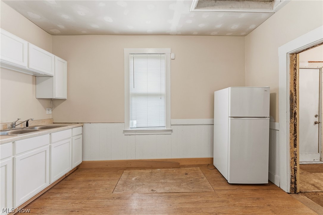3238-3240 E 49th Street Cleveland OH 44127