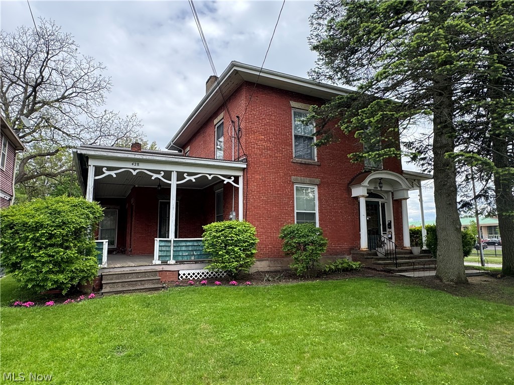 428 West Avenue Elyria OH 44035