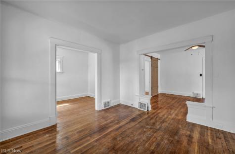 1516 W 116th Street Cleveland OH 44102