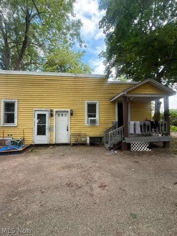 133 W Jackson Street Painesville OH 44077