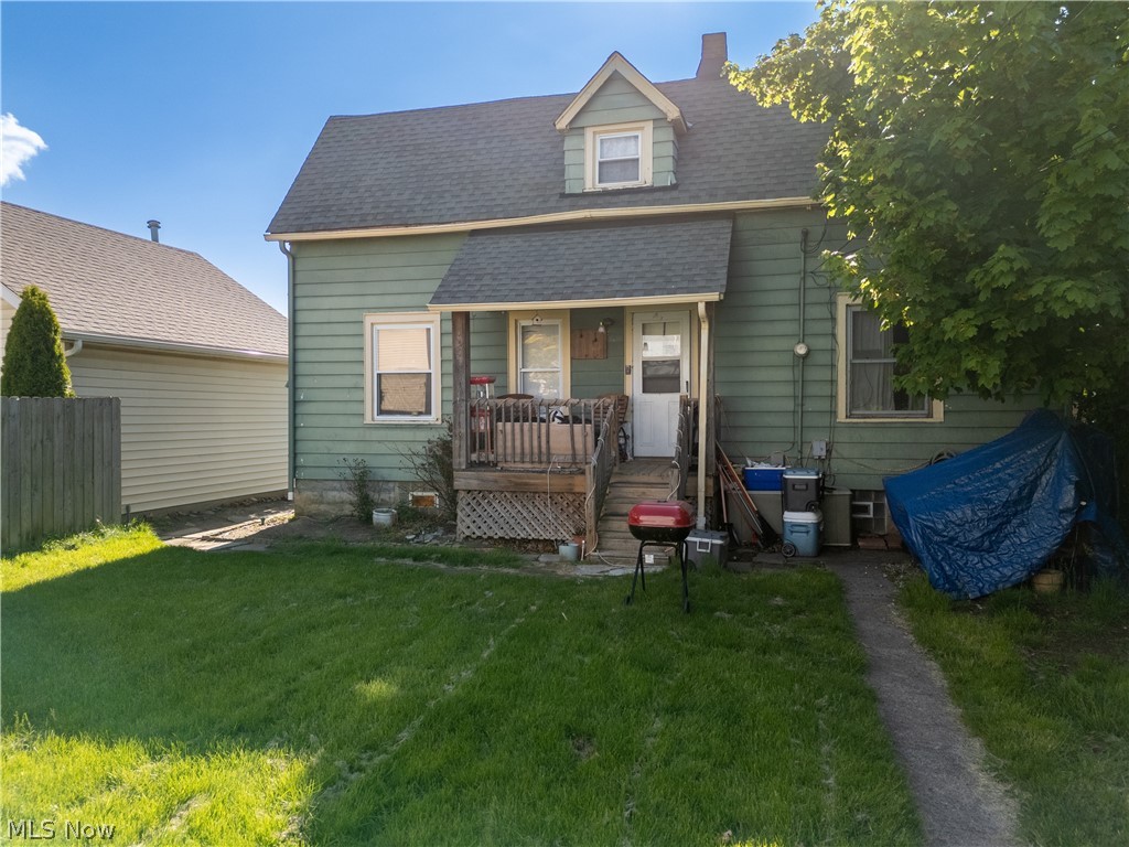2016 Halstead Avenue Lakewood OH 44107