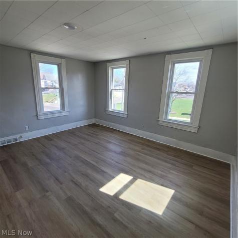 949 Fulton Road NW Canton OH 44703