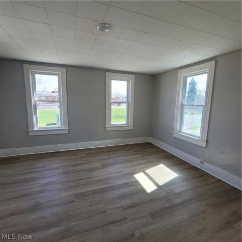949 Fulton Road NW Canton OH 44703
