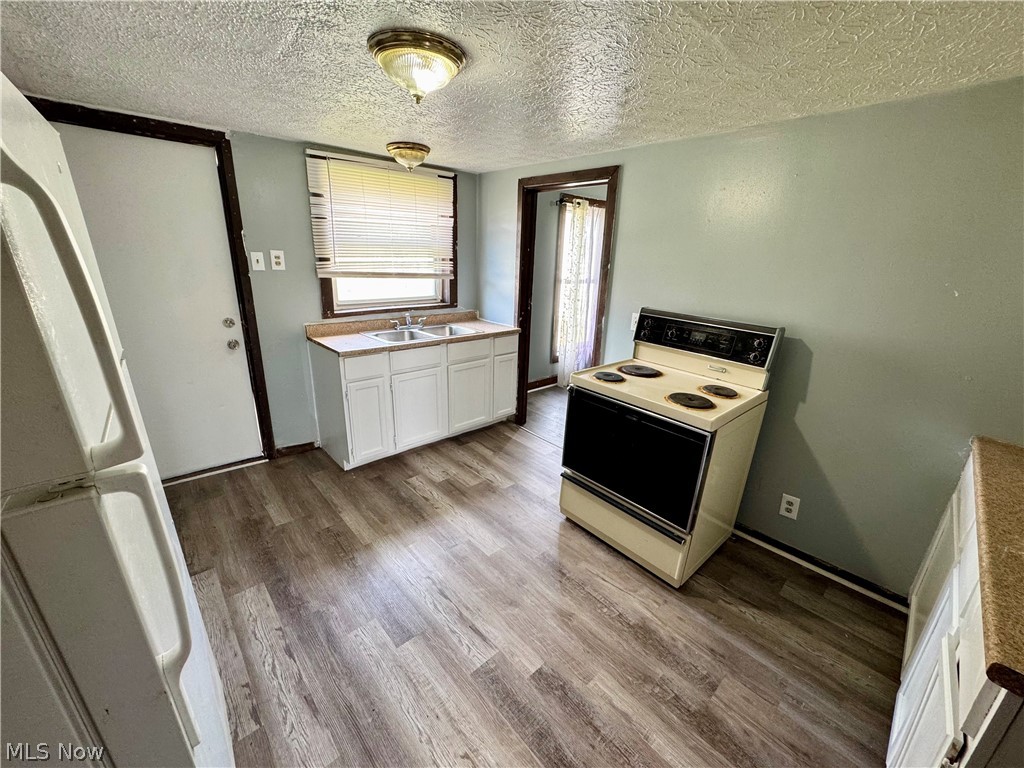1217 Shriver Avenue NE Canton OH 44705
