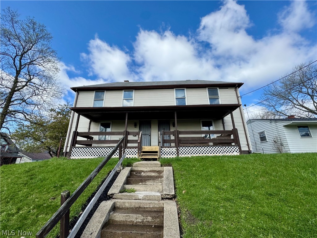 1217 Shriver Avenue NE Canton OH 44705