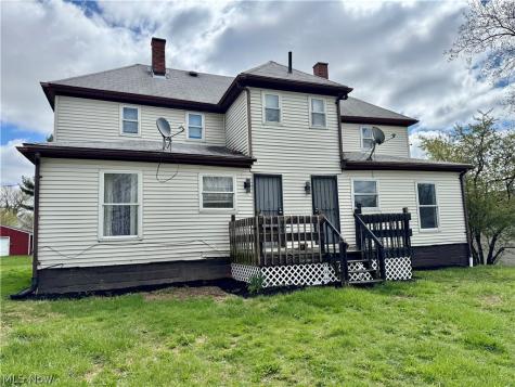 1217 Shriver Avenue NE Canton OH 44705