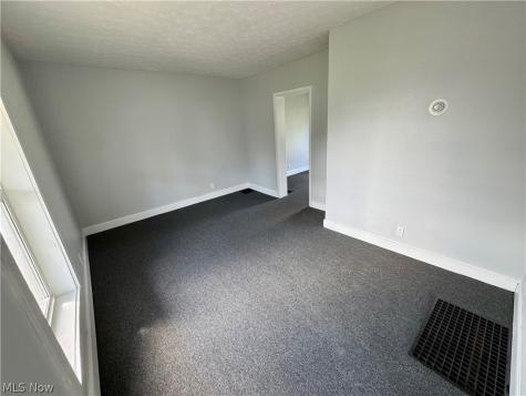 1217 Shriver Avenue NE Canton OH 44705